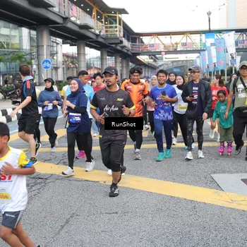 Runner Photo 4503114