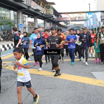 Runner Photo 4503122