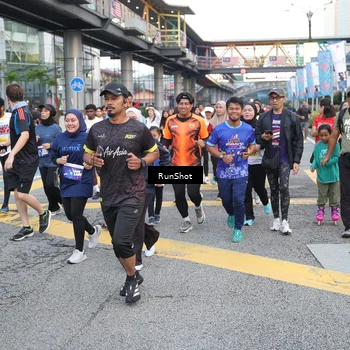 Runner Photo 4503149