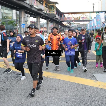Runner Photo 4503159