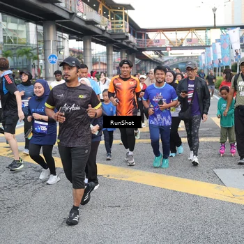 Runner Photo 4503167