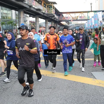 Runner Photo 4503183