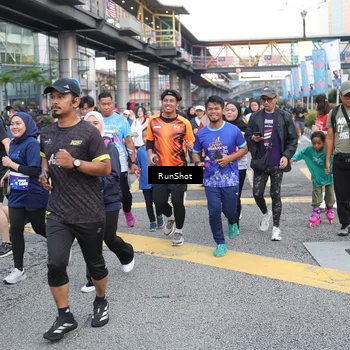 Runner Photo 4503191