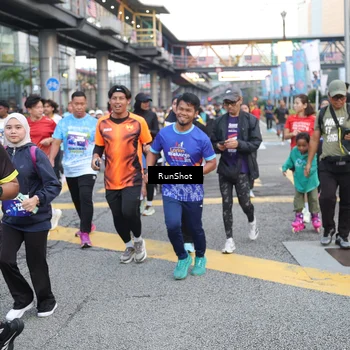 Runner Photo 4503215