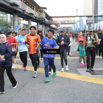 Runner Photo 4503226