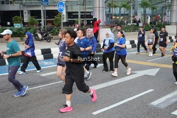 Runner Photo 4503242