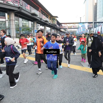 Runner Photo 4503258