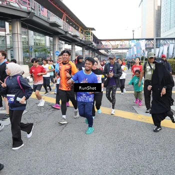 Runner Photo 4503260