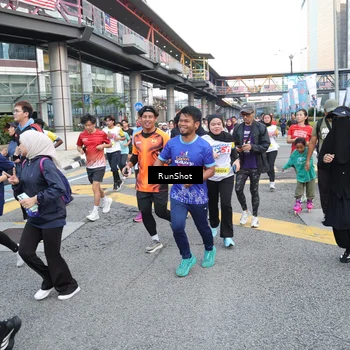 Runner Photo 4503286
