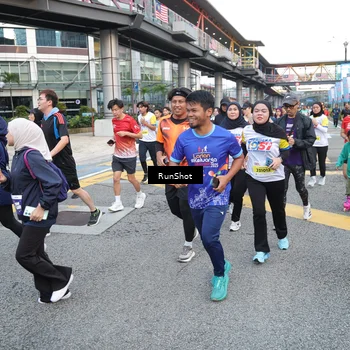 Runner Photo 4503293