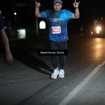 Runner Photo 4503316