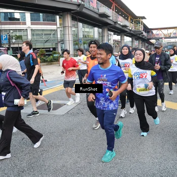 Runner Photo 4503333