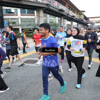 Runner Photo 4503382