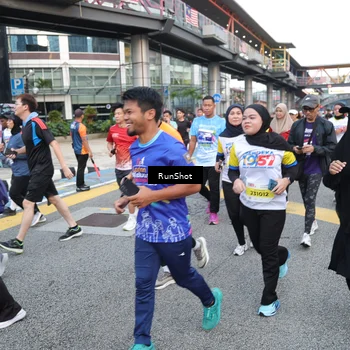 Runner Photo 4503387