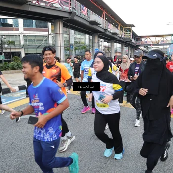 Runner Photo 4503392
