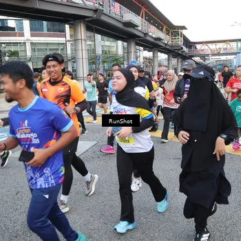 Runner Photo 4503403