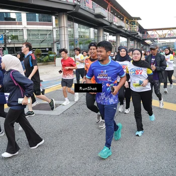Runner Photo 4503440