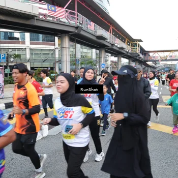 Runner Photo 4503504