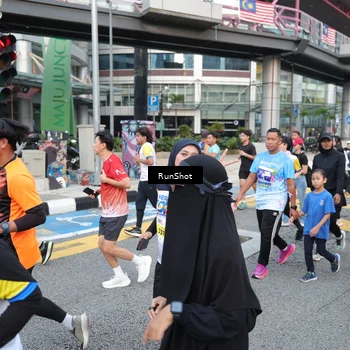 Runner Photo 4503540