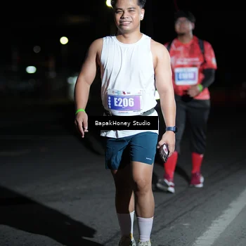 Runner Photo 4503557