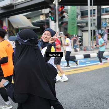 Runner Photo 4503602