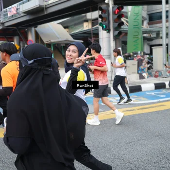 Runner Photo 4503605