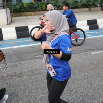 Runner Photo 4503630