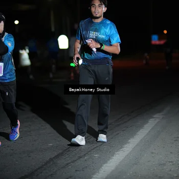 Runner Photo 4503657