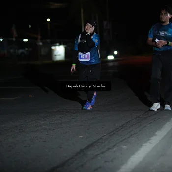Runner Photo 4503660
