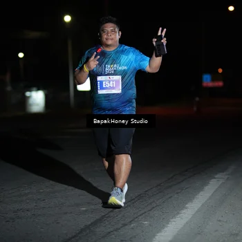 Runner Photo 4503705
