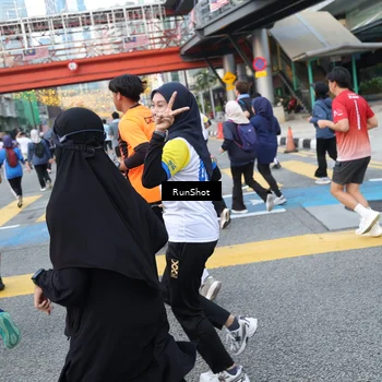 Runner Photo 4503709