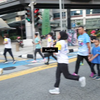 Runner Photo 4503716