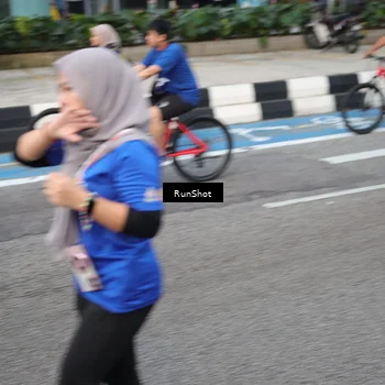 Runner Photo 4503721
