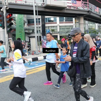 Runner Photo 4503730