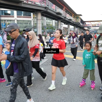 Runner Photo 4503754