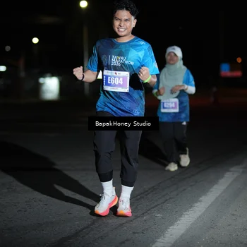 Runner Photo 4503755