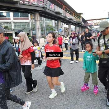 Runner Photo 4503779
