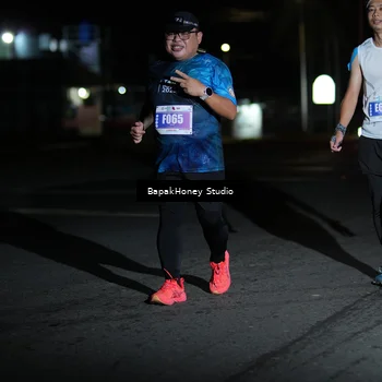 Runner Photo 4503800