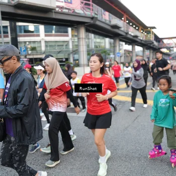 Runner Photo 4503817