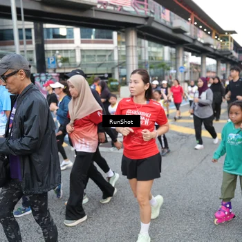 Runner Photo 4503823