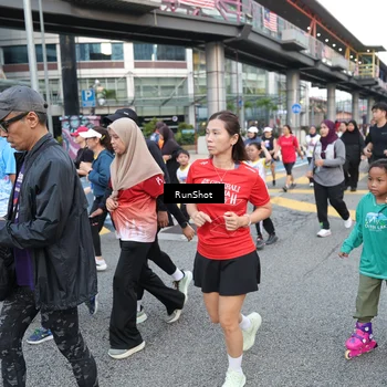 Runner Photo 4503831