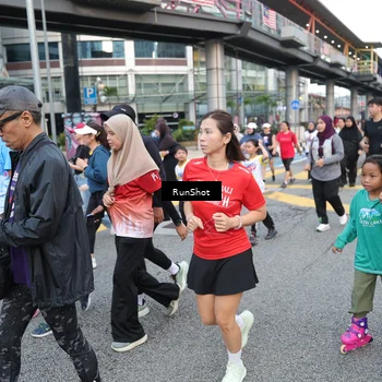 Runner Photo 4503832