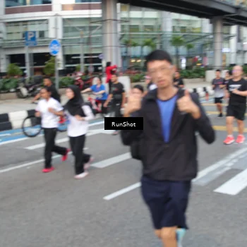 Runner Photo 4503881