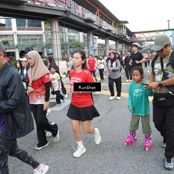 Runner Photo 4503885