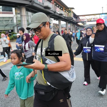 Runner Photo 4503930