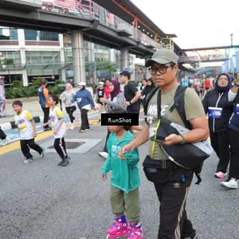 Runner Photo 4503932