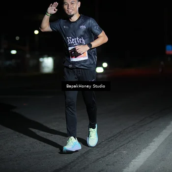 Runner Photo 4503938