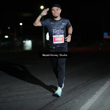 Runner Photo 4503948