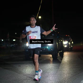 Runner Photo 4504003