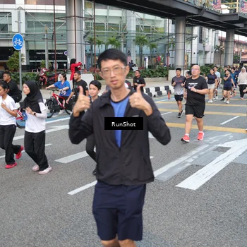 Runner Photo 4504020